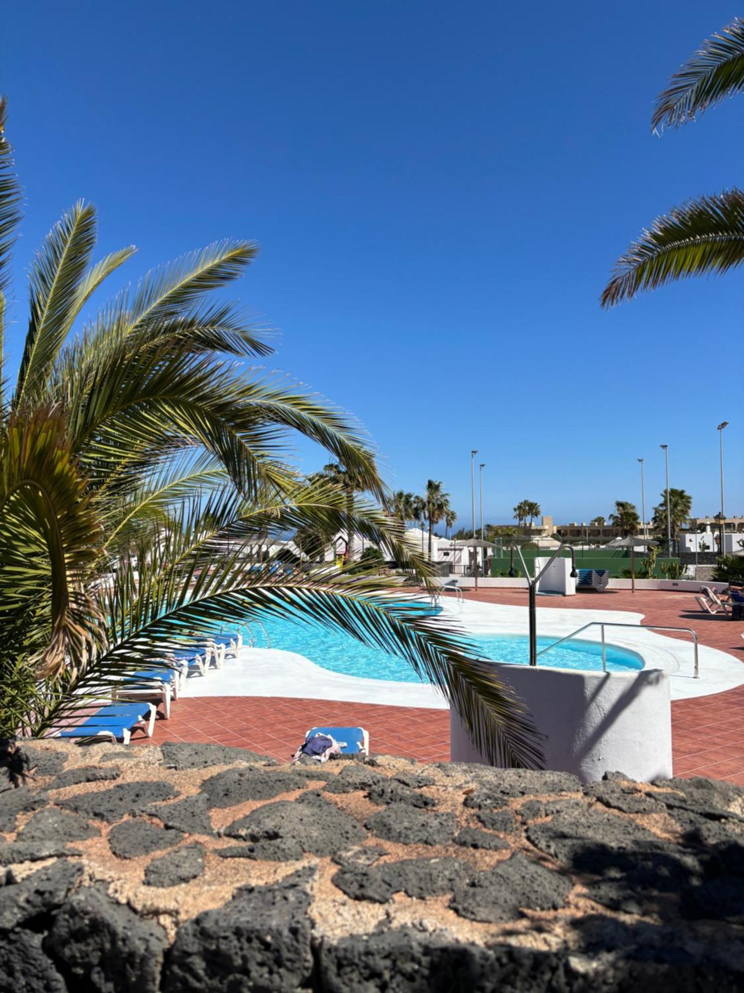 Casa Amplia Y Moderna De 3 Habitaciones En Complejo Con Piscina Costa Teguise Exterior foto